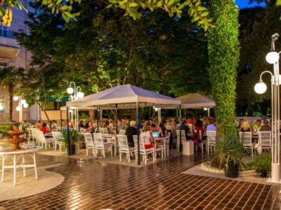 Hotel Sumratin 2*